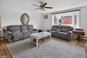 12024 Templeton Dr, Philadelphia, PA 19154 - Photo 12