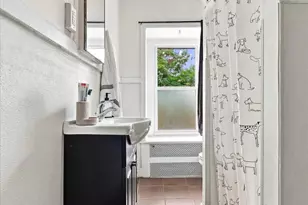 140 Sumac St, Philadelphia, PA 19128 - Photo 26