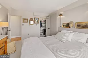 2001 Hamilton St, Philadelphia, PA 19130 - Photo 20