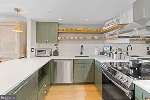 2001 Hamilton St, Philadelphia, PA 19130 - Photo 2