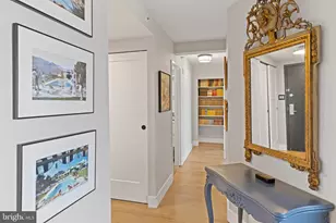 2001 Hamilton St, Philadelphia, PA 19130 - Photo 10