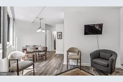 1420 Locust Street #7B, Philadelphia, PA 19102 - Photo 4