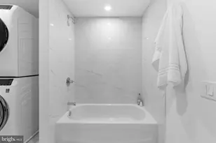 240 Hermitage St, Philadelphia, PA 19127 - Photo 16