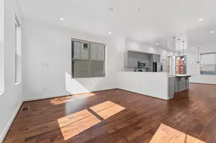 1429 S Lawrence Terrace, Philadelphia, PA 19147 - Photo 2