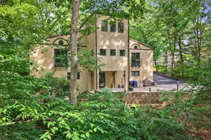 733 Cornelia Pl, Philadelphia, PA 19118 - Photo 24