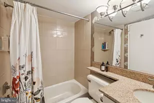 2429 Locust St, Philadelphia, PA 19103 - Photo 34
