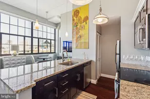2429 Locust St, Philadelphia, PA 19103 - Photo 2