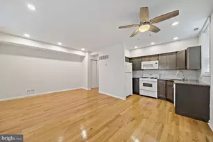 2401 S 11th St, Philadelphia, PA 19148 - Photo 1