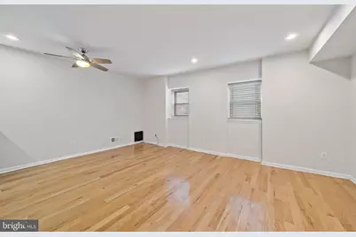2401 S 11th Street #2ND FL FRONT, Philadelphia, PA 19148 - Photo 6