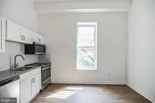 407 S 42nd St, Philadelphia, PA 19104 - Photo 6