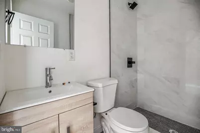 407 S 42nd Street #2B, Philadelphia, PA 19104 - Photo 20