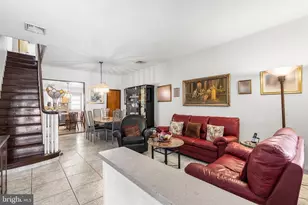 2439 S Rosewood St, Philadelphia, PA 19145 - Photo 2