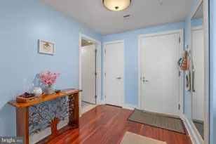 717 S Columbus Blvd, Philadelphia, PA 19147 - Photo 2