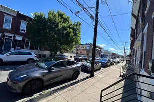 2020 Moore St, Philadelphia, PA 19145 - Photo 4