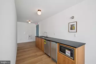 2101 Washington Ave, Philadelphia, PA 19146 - Photo 16