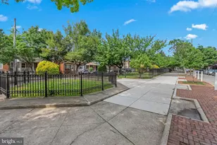2727 S 12th St, Philadelphia, PA 19148 - Photo 32