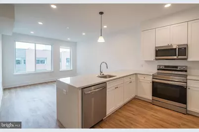 2101 Washington Ave #UNIT 220, Philadelphia, PA 19146 - Photo 4