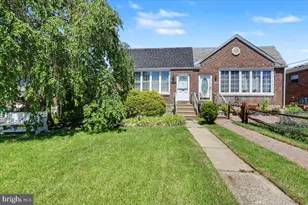 8512 Frontenac St, Philadelphia, PA 19152 - Photo 2