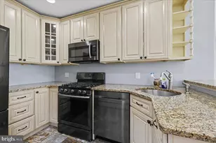 8512 Frontenac St, Philadelphia, PA 19152 - Photo 4