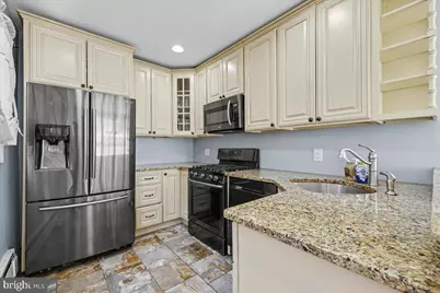 8512 Frontenac Street, Philadelphia, PA 19152 - Photo 6