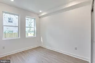922 W Arizona St, Philadelphia, PA 19133 - Photo 6