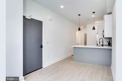 922 W Arizona Street #1, Philadelphia, PA 19133 - Photo 2