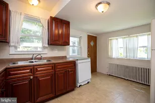 470 Conarroe St, Philadelphia, PA 19128 - Photo 18