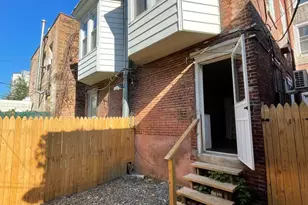 1832 Callowhill St, Philadelphia, PA 19130 - Photo 8
