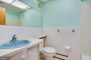 7440 Sandpiper Pl, Philadelphia, PA 19153 - Photo 10