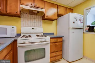 7440 Sandpiper Pl, Philadelphia, PA 19153 - Photo 8