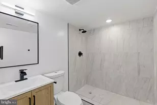 2532 N 11th St, Philadelphia, PA 19133 - Photo 16