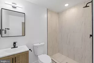 2532 N 11th St, Philadelphia, PA 19133 - Photo 8