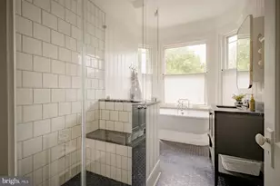 42 Summit St, Philadelphia, PA 19118 - Photo 28