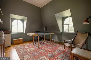 42 Summit St, Philadelphia, PA 19118 - Photo 32