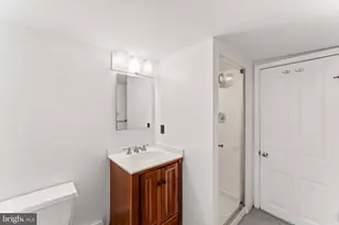 327 Lawrence Ct, Philadelphia, PA 19106 - Photo 14