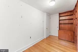 327 Lawrence Ct, Philadelphia, PA 19106 - Photo 10