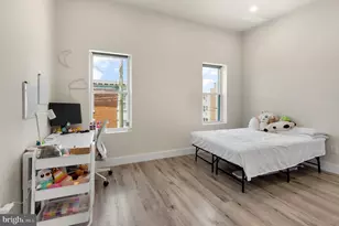 537 N 35th St, Philadelphia, PA 19104 - Photo 12