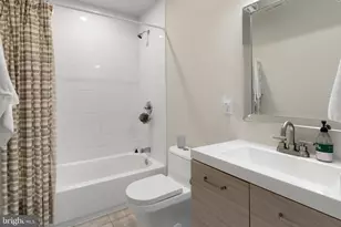 537 N 35th St, Philadelphia, PA 19104 - Photo 10