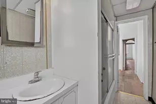 1147 S 10th St, Philadelphia, PA 19147 - Photo 38