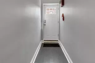 624 N 35th St, Philadelphia, PA 19104 - Photo 16