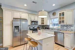 1509 S Dorrance St, Philadelphia, PA 19146 - Photo 2
