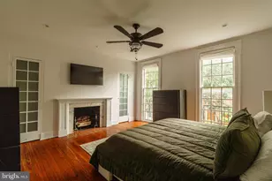 2127 Delancey Pl, Philadelphia, PA 19103 - Photo 18