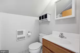 1020 Stanwood St, Philadelphia, PA 19111 - Photo 16