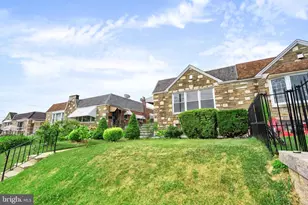 1830 Tolbut St, Philadelphia, PA 19152 - Photo 2
