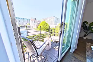 421 Wallace St, Philadelphia, PA 19123 - Photo 24