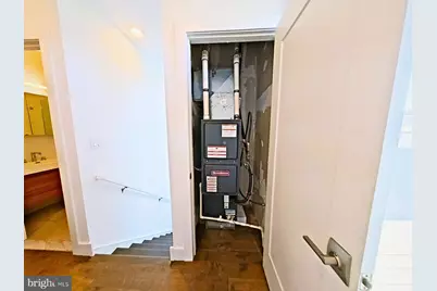 421 Wallace Street, Philadelphia, PA 19123 - Photo 34