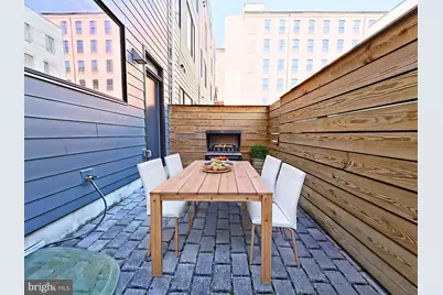 421 Wallace Street, Philadelphia, PA 19123 - Photo 18