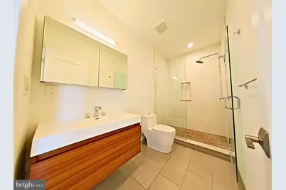 421 Wallace Street, Philadelphia, PA 19123 - Photo 28