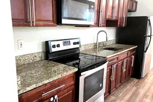 1225 W Huntingdon St, Philadelphia, PA 19133 - Photo 14