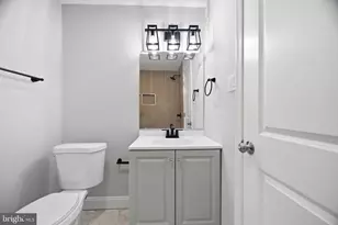 2139 S 15th St, Philadelphia, PA 19145 - Photo 20